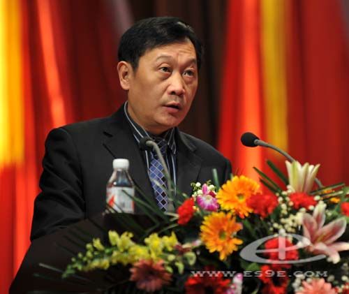 恩施州中心医院隆重举行2012年度工作总结暨表彰大会
