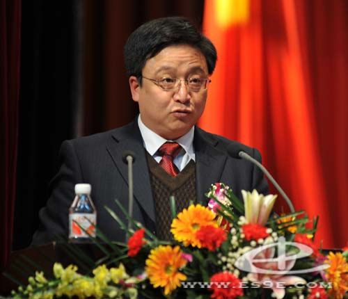 恩施州中心医院隆重举行2012年度工作总结暨表彰大会