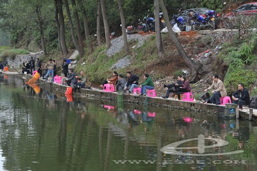 州中心医院举办第五届钓鱼比赛