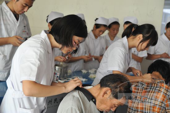 恩施州民族医院连续11年开展“冬病夏治”惠及4000余人