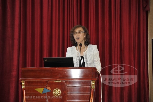 国家卫计委医政司综合处处长樊静致辞