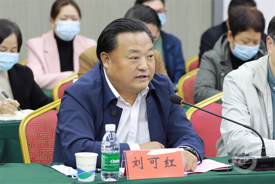 省药监局恩施分局局长刘可红讲话